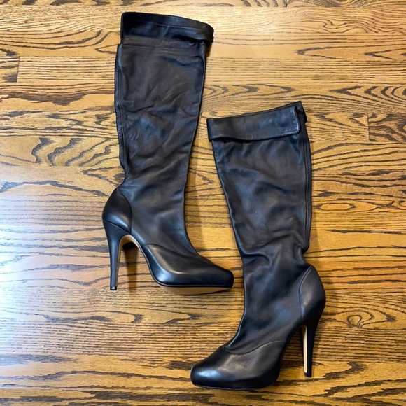 Max Studio Women's Malta Boot - Picture 2 of 6